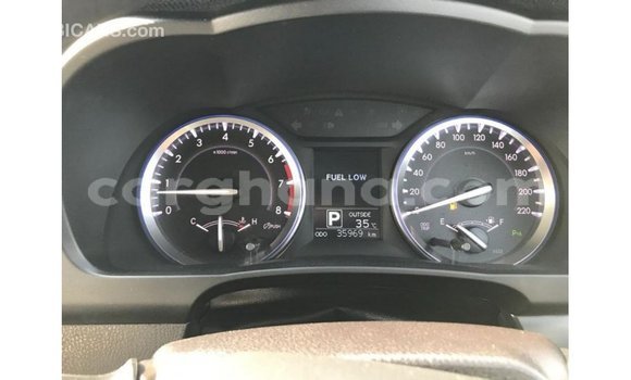 Ra Imported Toyota Kluger funfun Ọkọ̀ in Import - Dubai ni Ashanti Ra Imported Toyota Kluger funfun Ọkọ̀ in Import - Dubai ni Ashanti