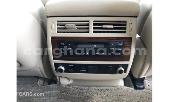 Buy Import Toyota Land Cruiser White Car in Import - Dubai in Ashanti Buy Import Toyota Land Cruiser White Car in Import - Dubai in Ashanti