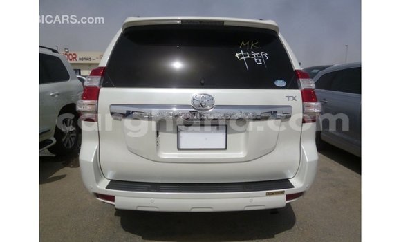 Buy Import Toyota Prado White Car in Import - Dubai in Ashanti Buy Import Toyota Prado White Car in Import - Dubai in Ashanti