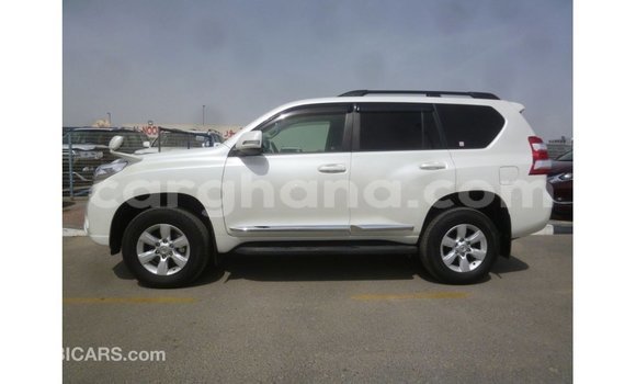 Buy Import Toyota Prado White Car in Import - Dubai in Ashanti Buy Import Toyota Prado White Car in Import - Dubai in Ashanti