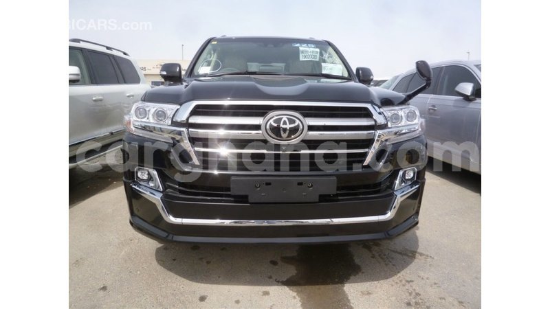 Big with watermark toyota land cruiser ashanti import dubai 21526