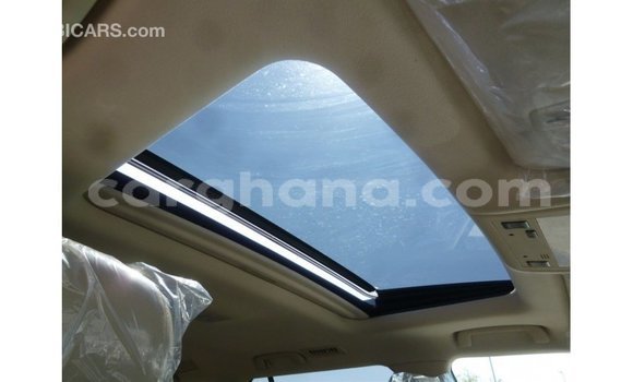 Buy Import Toyota Land Cruiser White Car in Import - Dubai in Ashanti Buy Import Toyota Land Cruiser White Car in Import - Dubai in Ashanti