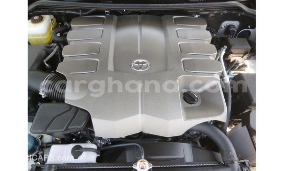 Buy Import Toyota Land Cruiser White Car in Import - Dubai in Ashanti Buy Import Toyota Land Cruiser White Car in Import - Dubai in Ashanti