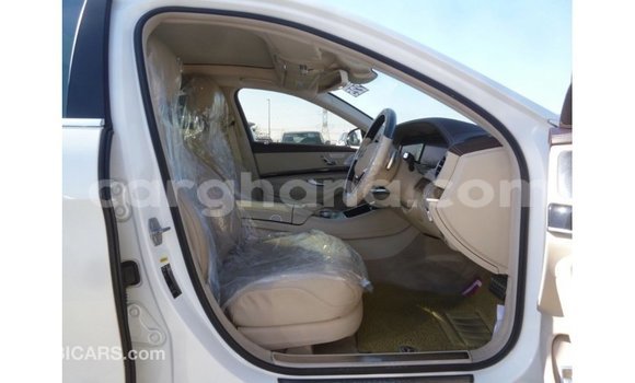 Sayi Imported Mercedes-Benz A200 White Mota in Import - Dubai a Ashanti Sayi Imported Mercedes-Benz A200 White Mota in Import - Dubai a Ashanti