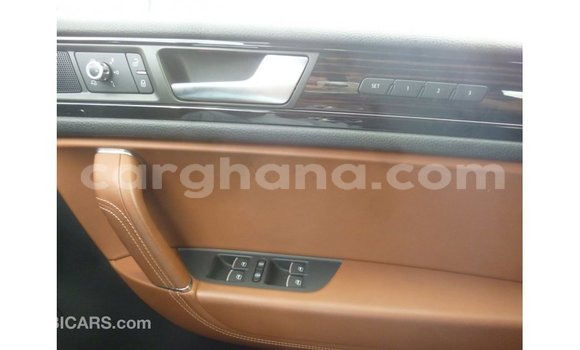 Sayi Imported Volkswagen Touareg Brown Mota in Import - Dubai a Ashanti Sayi Imported Volkswagen Touareg Brown Mota in Import - Dubai a Ashanti