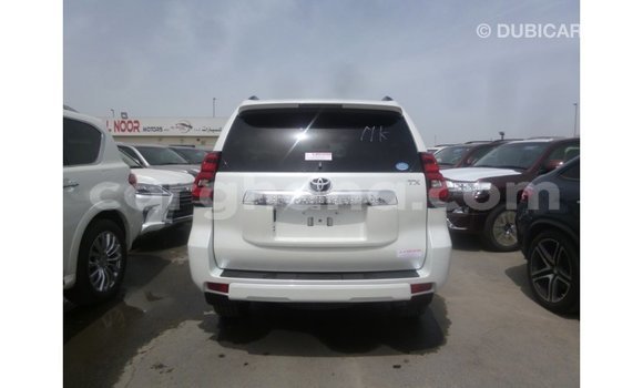 Ra Imported Toyota Prado funfun Ọkọ̀ in Import - Dubai ni Ashanti Ra Imported Toyota Prado funfun Ọkọ̀ in Import - Dubai ni Ashanti
