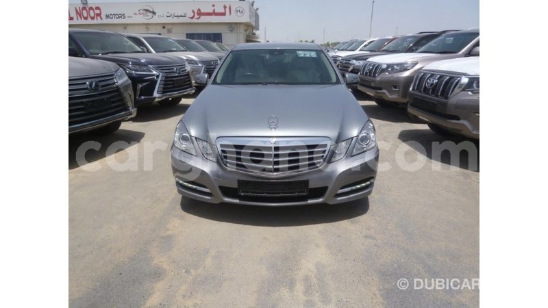 Big with watermark mercedes benz 250 ashanti import dubai 21580