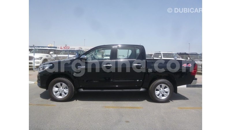 Big with watermark toyota hilux ashanti import dubai 21579