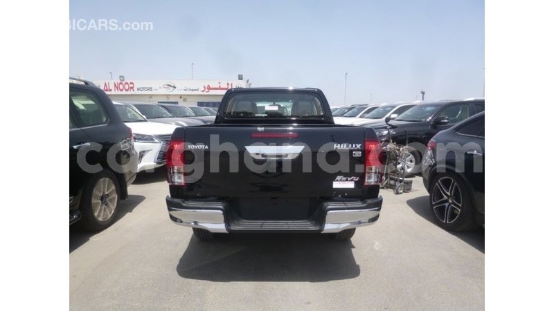 Big with watermark toyota hilux ashanti import dubai 21579