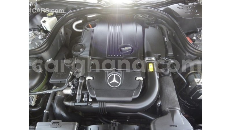 Big with watermark mercedes benz 250 ashanti import dubai 21580