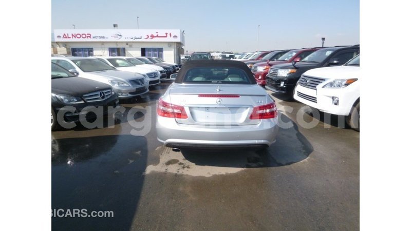 Big with watermark mercedes benz 250 ashanti import dubai 21581