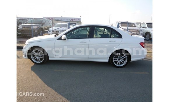 Buy Import Mercedes‒Benz 200 White Car in Import - Dubai in Ashanti Buy Import Mercedes‒Benz 200 White Car in Import - Dubai in Ashanti