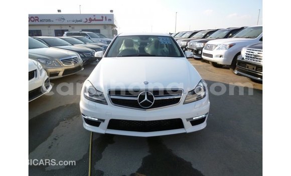 Buy Import Mercedes‒Benz 200 White Car in Import - Dubai in Ashanti Buy Import Mercedes‒Benz 200 White Car in Import - Dubai in Ashanti