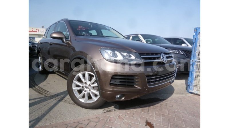 Big with watermark volkswagen touareg ashanti import dubai 21584