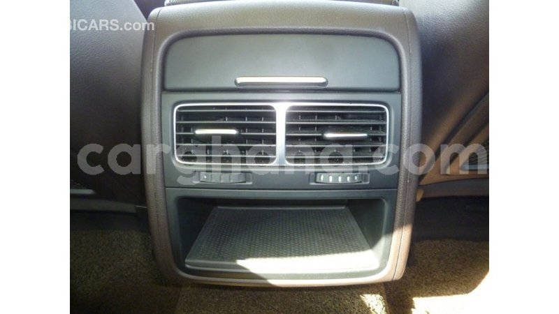 Big with watermark volkswagen touareg ashanti import dubai 21584