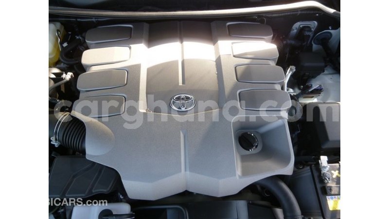 Big with watermark toyota land cruiser ashanti import dubai 21587