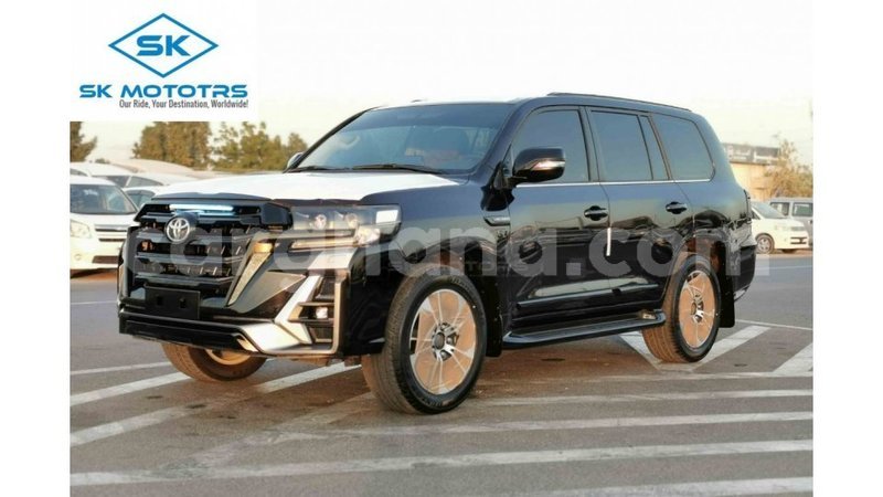 Big with watermark toyota land cruiser ashanti import dubai 21598