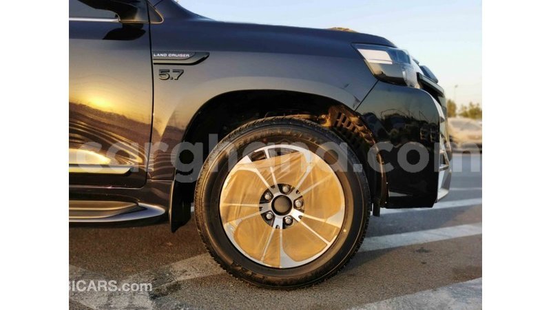 Big with watermark toyota land cruiser ashanti import dubai 21598