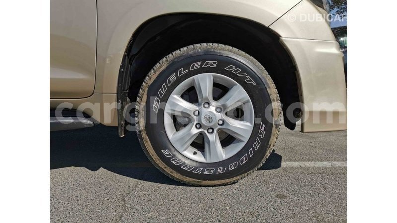 Big with watermark toyota prado ashanti import dubai 21605