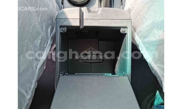 Buy Import Mitsubishi L200 White Car in Import - Dubai in Ashanti Buy Import Mitsubishi L200 White Car in Import - Dubai in Ashanti