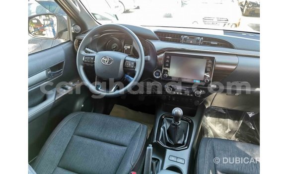 Sayi Imported Toyota Hilux Red Mota in Import - Dubai a Ashanti Sayi Imported Toyota Hilux Red Mota in Import - Dubai a Ashanti