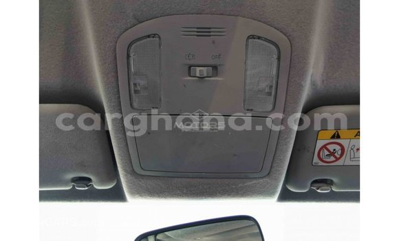 Buy Import Toyota Hilux White Car in Import - Dubai in Ashanti Buy Import Toyota Hilux White Car in Import - Dubai in Ashanti