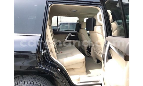 Buy Import Toyota Land Cruiser Black Car in Import - Dubai in Ashanti Buy Import Toyota Land Cruiser Black Car in Import - Dubai in Ashanti