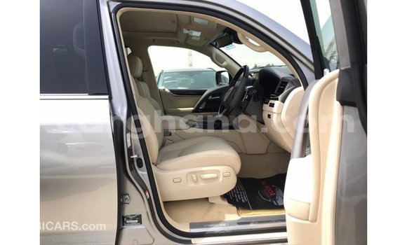 Sayi Imported Lexus LX Sauran Mota in Import - Dubai a Ashanti Sayi Imported Lexus LX Sauran Mota in Import - Dubai a Ashanti