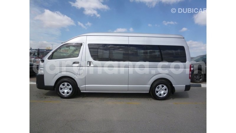 Big with watermark toyota hiace ashanti import dubai 21665