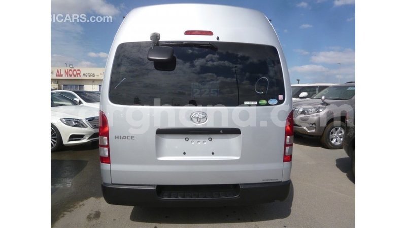 Big with watermark toyota hiace ashanti import dubai 21665