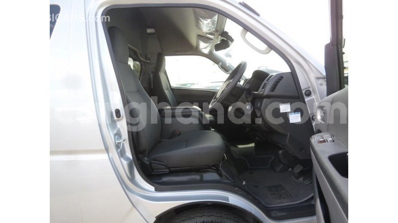 Big with watermark toyota hiace ashanti import dubai 21665