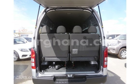 Ra Imported Toyota Hiace Miiran Ọkọ̀ in Import - Dubai ni Ashanti Ra Imported Toyota Hiace Miiran Ọkọ̀ in Import - Dubai ni Ashanti
