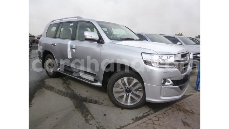 Big with watermark toyota land cruiser ashanti import dubai 21673