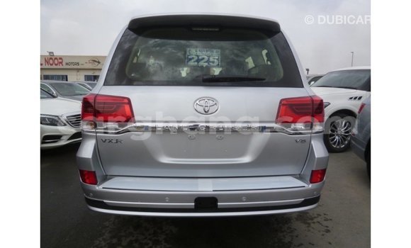 Sayi Imported Toyota Land Cruiser Sauran Mota in Import - Dubai a Ashanti Sayi Imported Toyota Land Cruiser Sauran Mota in Import - Dubai a Ashanti