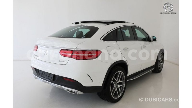 Big with watermark mercedes benz gle ashanti import dubai 21675