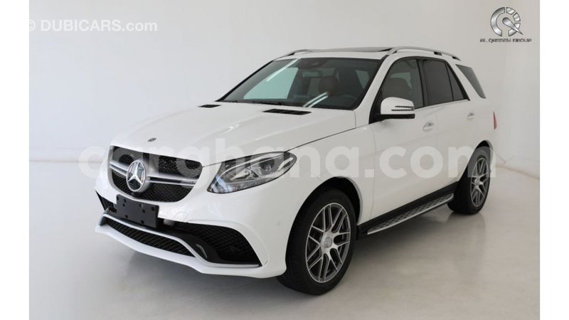 Big with watermark mercedes benz gle ashanti import dubai 21676