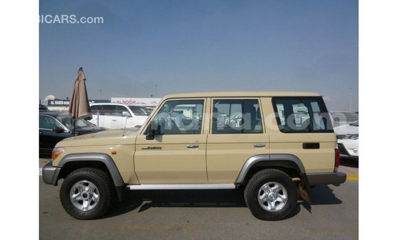 Ra Imported Toyota Land Cruiser Alagara Ọkọ̀ in Import - Dubai ni Ashanti Ra Imported Toyota Land Cruiser Alagara Ọkọ̀ in Import - Dubai ni Ashanti