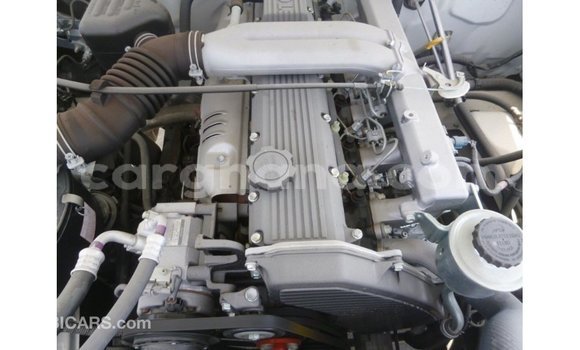 Ra Imported Toyota Land Cruiser funfun Ọkọ̀ in Import - Dubai ni Ashanti Ra Imported Toyota Land Cruiser funfun Ọkọ̀ in Import - Dubai ni Ashanti