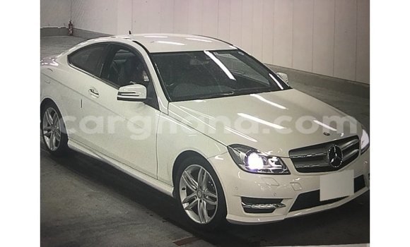 Ra Imported Mercedes-Benz A200 funfun Ọkọ̀ in Import - Dubai ni Ashanti Ra Imported Mercedes-Benz A200 funfun Ọkọ̀ in Import - Dubai ni Ashanti