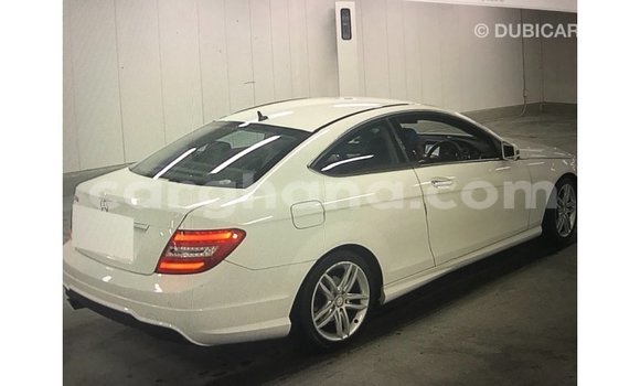 Ra Imported Mercedes-Benz A200 funfun Ọkọ̀ in Import - Dubai ni Ashanti Ra Imported Mercedes-Benz A200 funfun Ọkọ̀ in Import - Dubai ni Ashanti