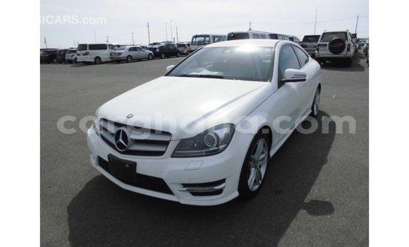 Ra Imported Mercedes-Benz A200 funfun Ọkọ̀ in Import - Dubai ni Ashanti Ra Imported Mercedes-Benz A200 funfun Ọkọ̀ in Import - Dubai ni Ashanti