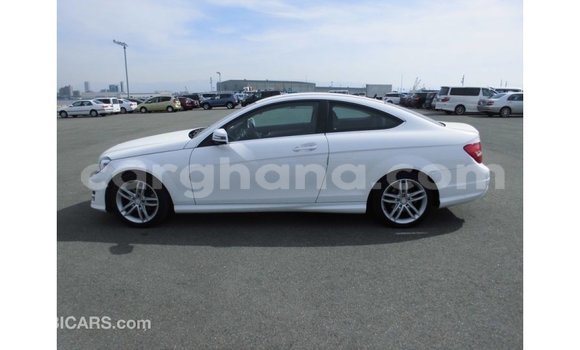 Ra Imported Mercedes-Benz A200 funfun Ọkọ̀ in Import - Dubai ni Ashanti Ra Imported Mercedes-Benz A200 funfun Ọkọ̀ in Import - Dubai ni Ashanti