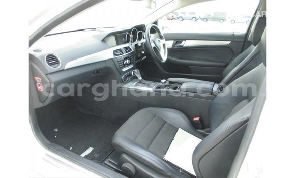 Ra Imported Mercedes-Benz A200 funfun Ọkọ̀ in Import - Dubai ni Ashanti Ra Imported Mercedes-Benz A200 funfun Ọkọ̀ in Import - Dubai ni Ashanti