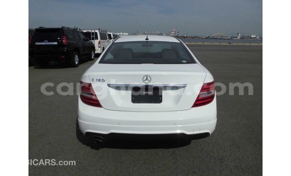 Ra Imported Mercedes-Benz A200 funfun Ọkọ̀ in Import - Dubai ni Ashanti Ra Imported Mercedes-Benz A200 funfun Ọkọ̀ in Import - Dubai ni Ashanti