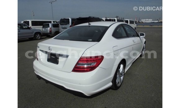 Ra Imported Mercedes-Benz A200 funfun Ọkọ̀ in Import - Dubai ni Ashanti Ra Imported Mercedes-Benz A200 funfun Ọkọ̀ in Import - Dubai ni Ashanti