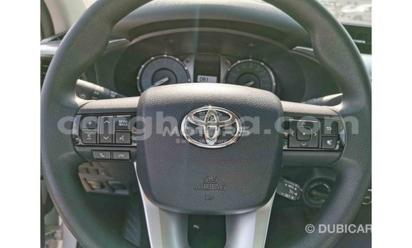 Ra Imported Toyota Hilux funfun Ọkọ̀ in Import - Dubai ni Ashanti Ra Imported Toyota Hilux funfun Ọkọ̀ in Import - Dubai ni Ashanti