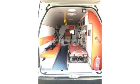 Sayi Imported Toyota Hiace White Mota in Import - Dubai a Ashanti Sayi Imported Toyota Hiace White Mota in Import - Dubai a Ashanti