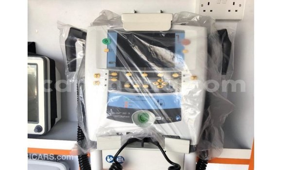 Sayi Imported Toyota Hiace White Mota in Import - Dubai a Ashanti Sayi Imported Toyota Hiace White Mota in Import - Dubai a Ashanti