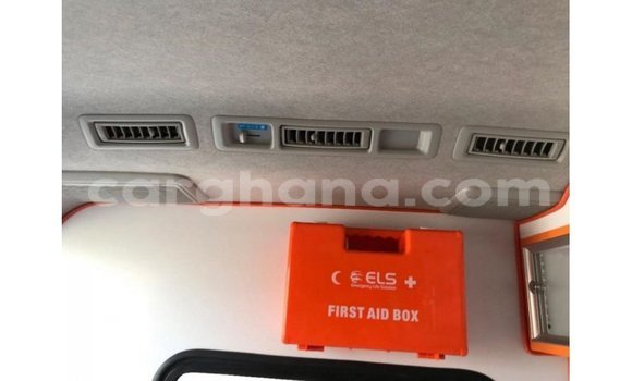 Sayi Imported Toyota Hiace White Mota in Import - Dubai a Ashanti Sayi Imported Toyota Hiace White Mota in Import - Dubai a Ashanti