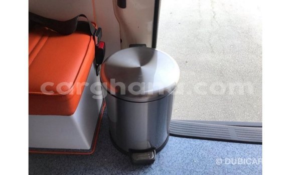 Sayi Imported Toyota Hiace White Mota in Import - Dubai a Ashanti Sayi Imported Toyota Hiace White Mota in Import - Dubai a Ashanti